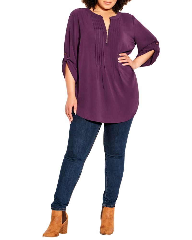 Plus size model wearing  by Avenue | Dia&Co | dia_product_style_image_id:185298